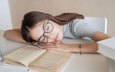 Why Are Teens So Tired? How to Amp Up Sleep and Fight Exhaustion (Your Teen for Parents)